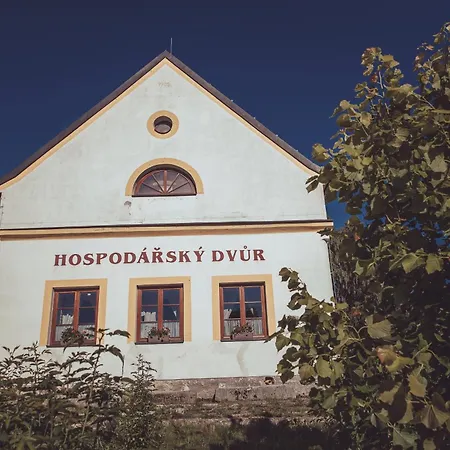 Spani Na Peci Bohuslavice (Jihlava)